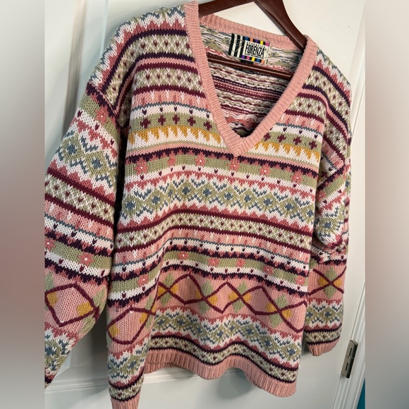 Forenza Sweaters - Vintage Forenza Women’s Cottagecore Colorful Knit Spring 90s V-Neck Sweater